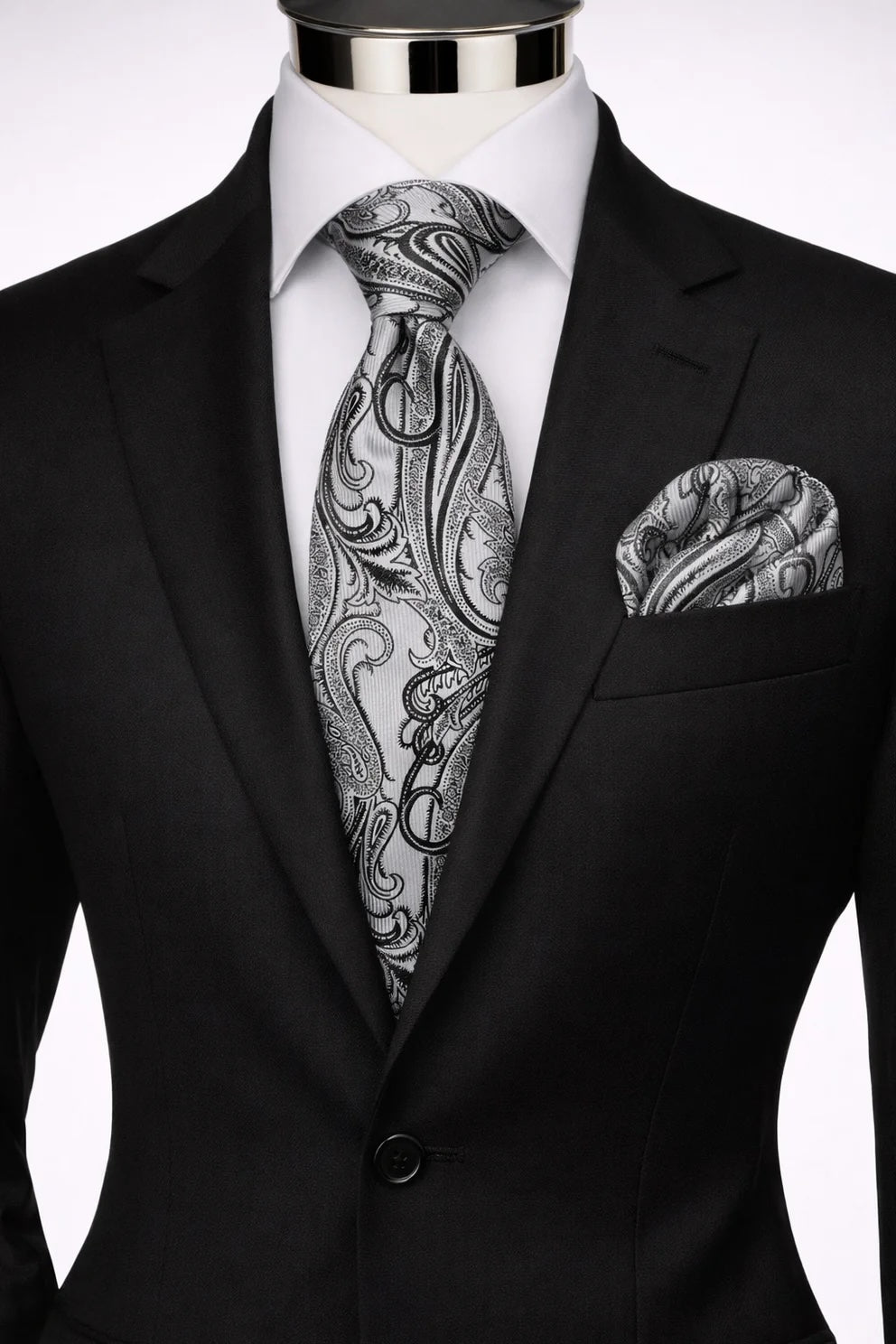 VITO 8 | SILVER | TIE & POCKET SQUARE